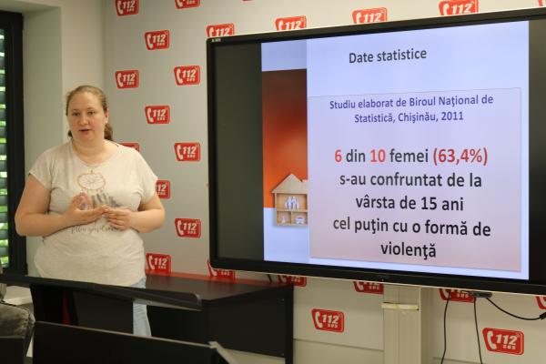 Seminare de formare profesională pentru operatorii Centrelor de preluare a apelurilor de urgență 112