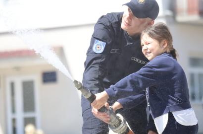 Serviciul național unic pentru apelurile de urgență 112 a participat la evenimentul de lansare a campaniei-pilot inițiate de Inspectoratul General pentru Situații de Urgență, desfășurată sub genericul „Siguranța se învață de mic – prin educație și joc putem preveni riscurile”.