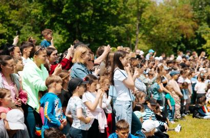 Serviciul 112 a adus lecții de siguranță și experiențe interactive copiilor la sărbătoarea organizată de MAI cu prilejul Zilei Internaționale a Copilului
