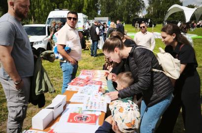 Serviciul 112 a adus lecții de siguranță și experiențe interactive copiilor la sărbătoarea organizată de MAI cu prilejul Zilei Internaționale a Copilului